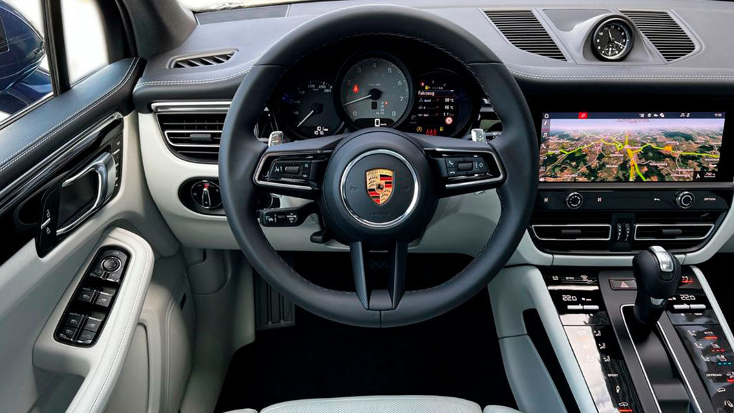 BitCars | Buy Porsche Macan Turbo S with Bitcoin & crypto