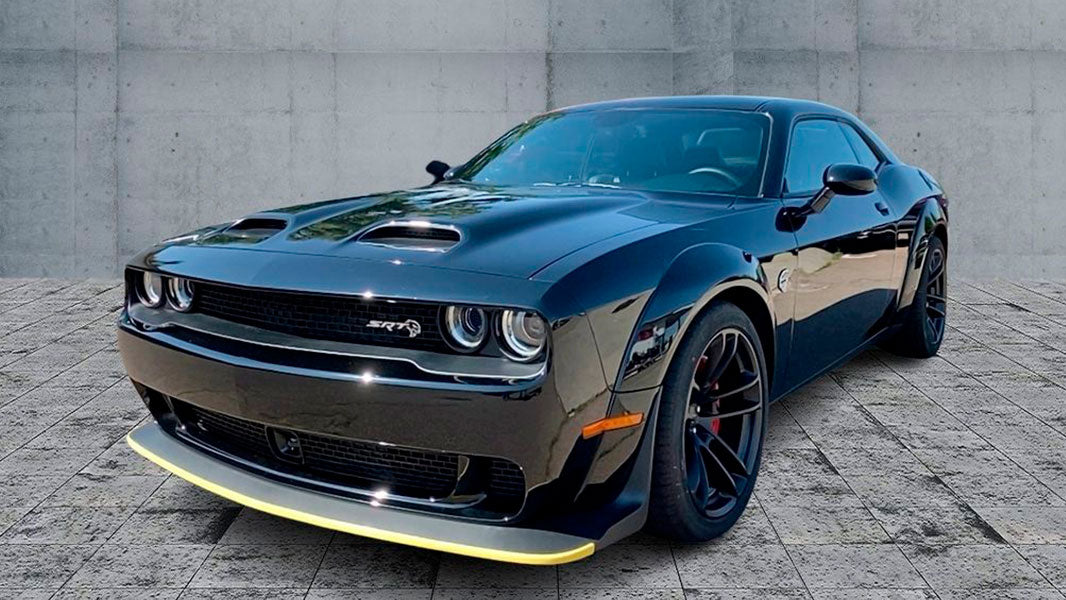 Challenger SRT Hellcat widebody