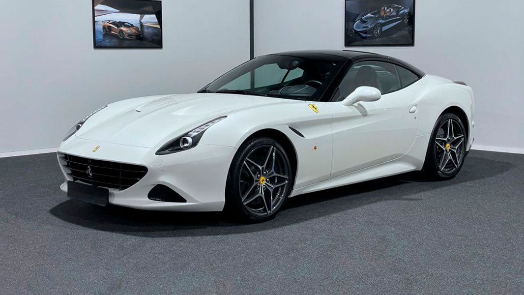 BitCars | Buy Ferrari California T with Bitcoin & crypto