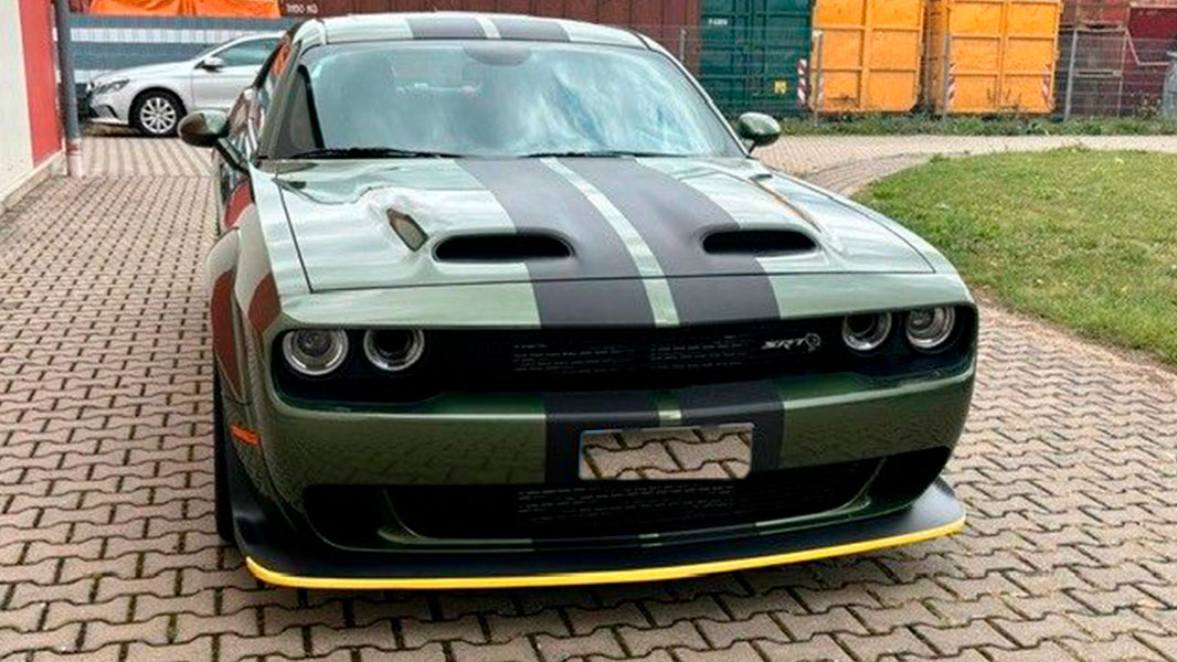 BitCars Dodge Challenger Hellcat Redeye buy with bitcoin